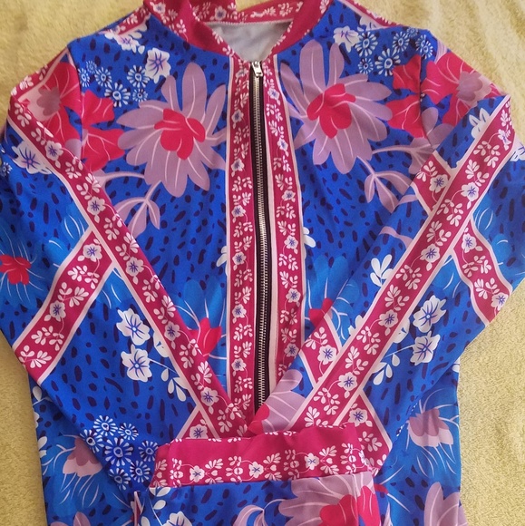 New 2 piece suits - Picture 6 of 8